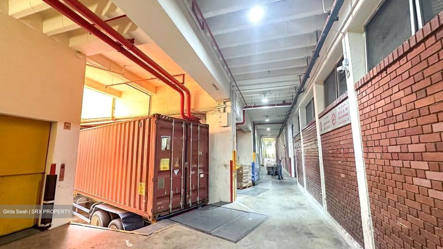 Ruby Land Complex (D13), Factory #622068531